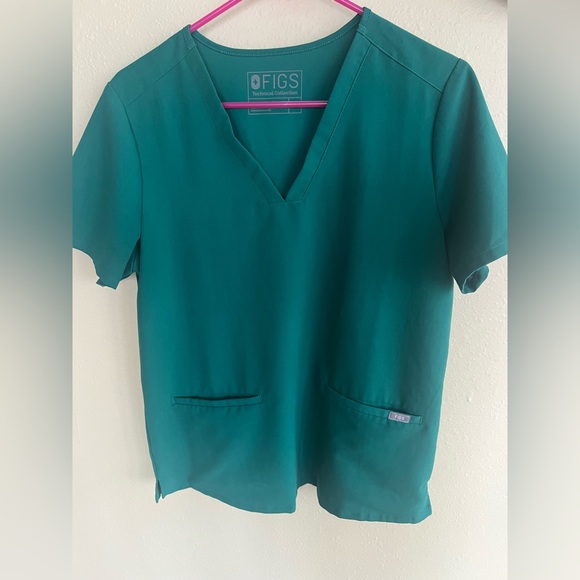 Figs Tops Hunter Green Casma 3pocket Scrub Top Figs Poshmark